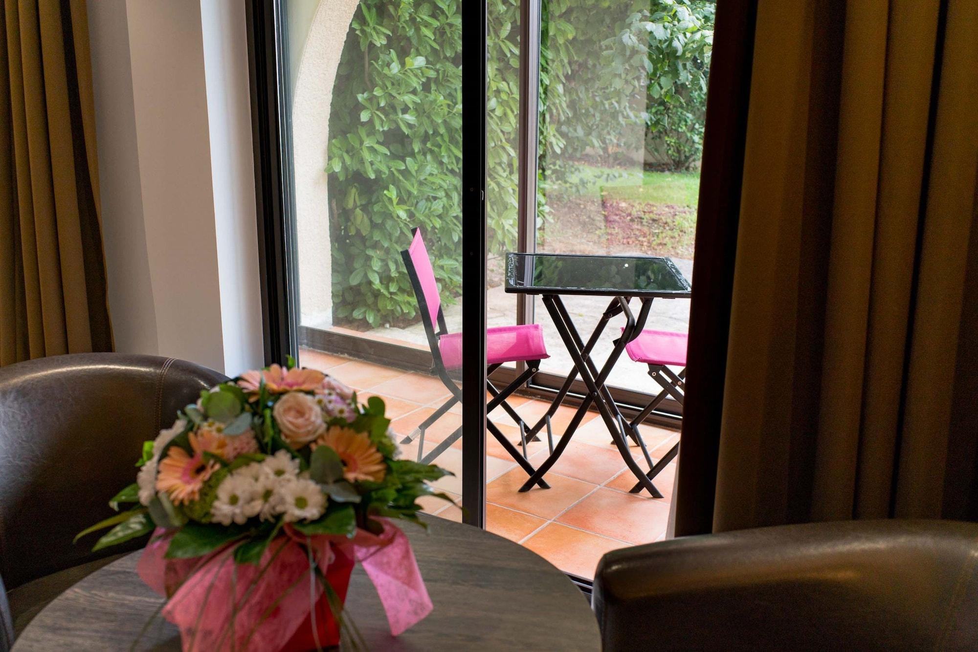 Ariane Hotel Fos Sur Mer Fos-sur-Mer Exterior photo