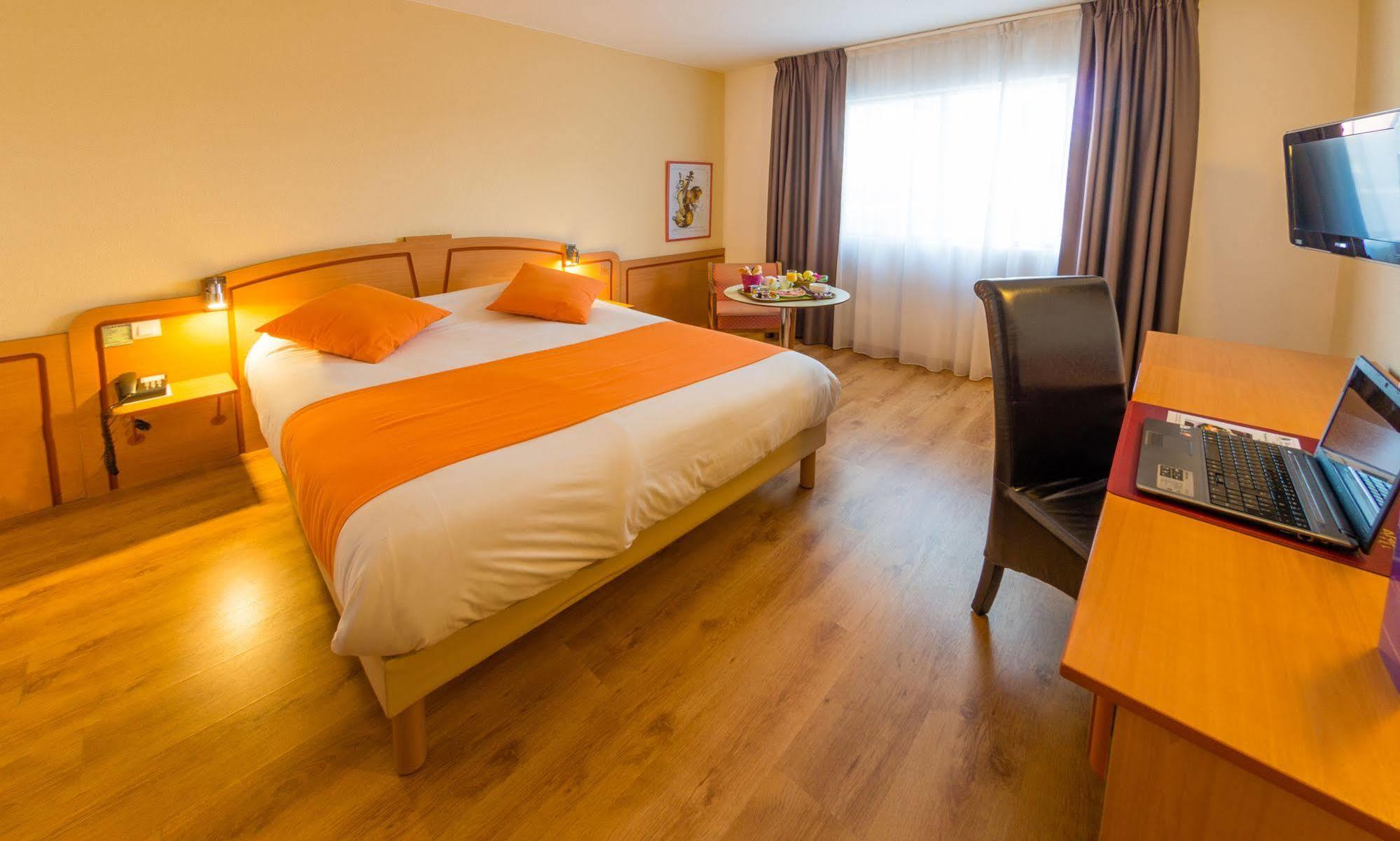 Ariane Hotel Fos Sur Mer Fos-sur-Mer Exterior photo